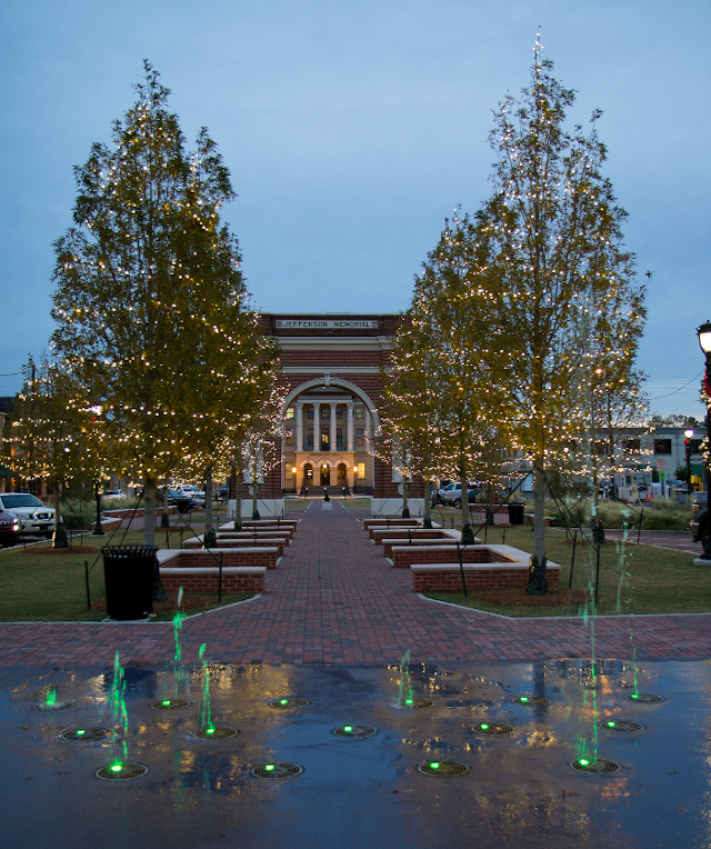 Christmas Lights by Memorial Arch