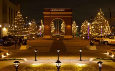 Memorial Plaza